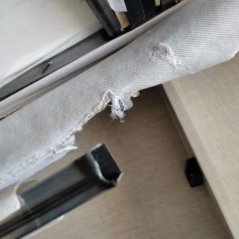 Mondihome Garanti Deki Koltuğu Ücretle Tamir Ediyor.