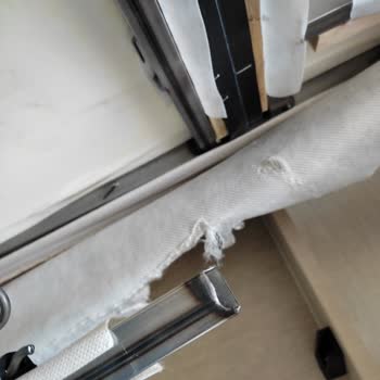 Mondihome Garanti Deki Koltuğu Ücretle Tamir Ediyor.