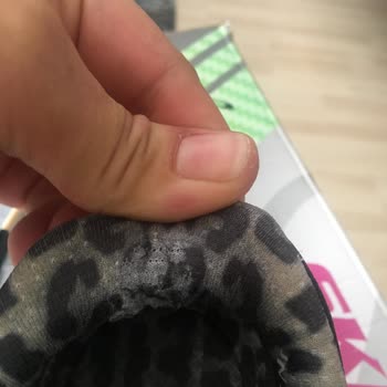 Skechers Garanti Kapsamında Ürün Hatasını Kabul Etmedi
