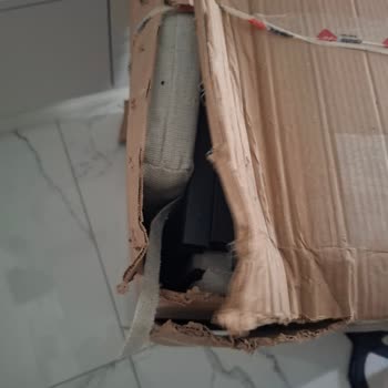 Aras Kargo Ağır Kutuları Adres Eksik Deyip Teslim Etmiyor!