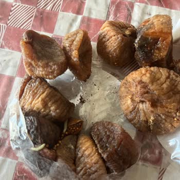 Dovido Marka İncir Kurtlu Çıktı