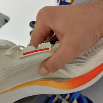Adidas Kusurlu Ürün Red.