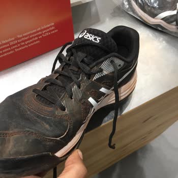 Asics Soles Split Apart in 3 Months