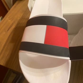 Wejaar Terlik İlk Giyişte Pert Hem De Kumsalda