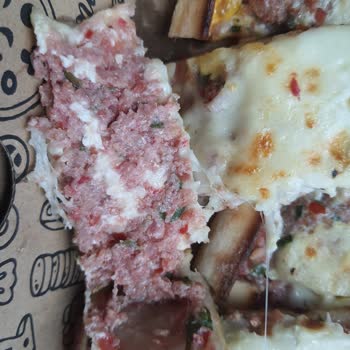 Meşhur Bozdoğan Pidecisi Çiğ Pide Ve Kapınızda Kavga Eden Kurye