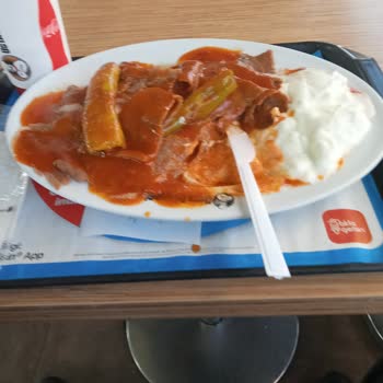 Usta Dönerci Mecidiyeköy Buz Gibi İskender