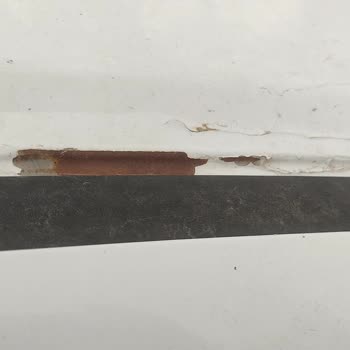 Honda Civic Boya Dökülmesi Sorunu