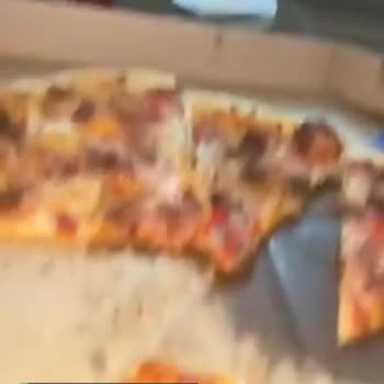 Domino's Pizza İnsanları Enayi Yerine Koyuyor