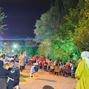 Cevizli Park Çay Bahçesi Çalışanlar İlgisiz Ve Umursamazlar