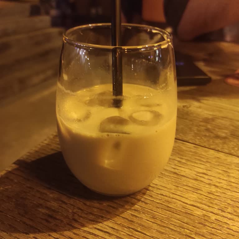 Ankara Berlin Cafe & Pub İşleticisi Mekandan Kovdu!