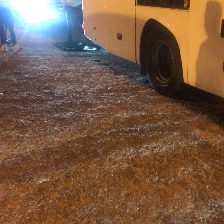 Metro Turizm Arızalı Otobüse Bilerek Yolcu Alması