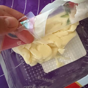 Ekici Peynir İçerisinden Plastik Çıktı