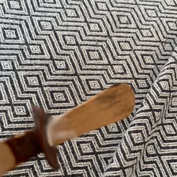 Magnum Çubuğunda Kömürümsü Mürekkebi Lekesi