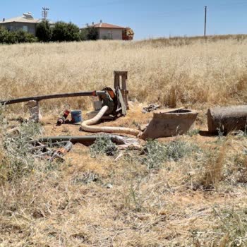 Konya Büyükşehir Belediyesi Konya Kadınhanı Kanalizasyondan Pis Atık Su İle Tarım Alanı Sulanması.