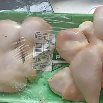 Carrefour SA'dan Alınan Kokmuş Tavuk