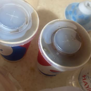 KFC Den Alışveriş Yapmak Yerine Paranızı Direkt Çöpe Atın!