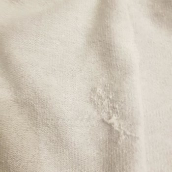 Hummel Ürünün Kumaş Ya Da Dokumasının Defolu Olup Olmadığı Hakkında