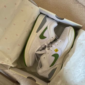 Yurtiçi Kargo Ürüne Bant Yapıştırmış