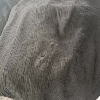 Zara Mağazası Pantolon Yırtılması