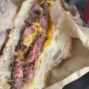 Köfteci Yusuf Pişmemiş Çiğ Bir Daha Vermiyorum