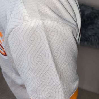 GS Store Şampiyonalar Ligi Logosu Basmıyor