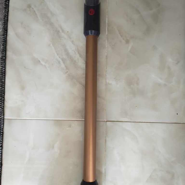 Dyson Pişmanlıktır. Gen 5 Detect Makine 3 Ayda Bozuldu Çözümlenmedi