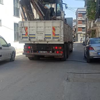 Türk Telekom İlgisizliği Direğimiz Devrildi Ekip Gelmiyor