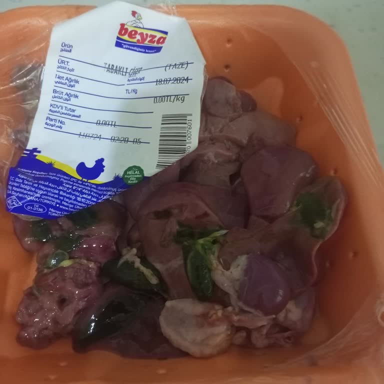 Beyza Piliç Ürün İçerisinde Öd Çıkıyor.