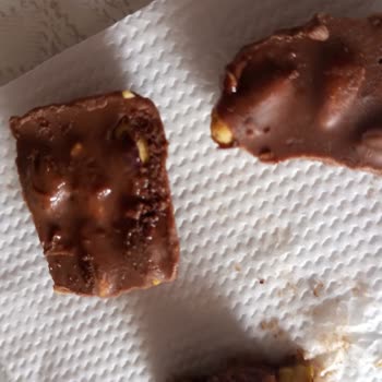 Nestle Damak Çikolatada Kurt Çıktı