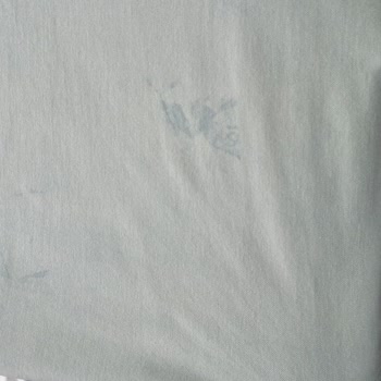 Mavi Yıkamada Diğer Çamaşırlara Renk Vermesi