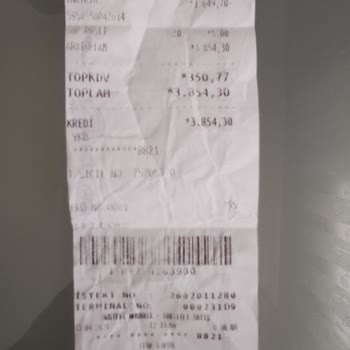 Forum Bornova İki Aylık Ayakkabı İkisinde De Açılma Var Sneaks Up Red Cevabı Verdi