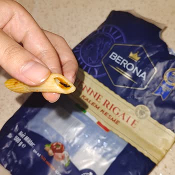 A101 Berona Makarna Böcek Şikayeti