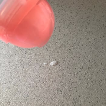 Munchkin Marka Akıtmaz Suluk Su Akıtıyor!