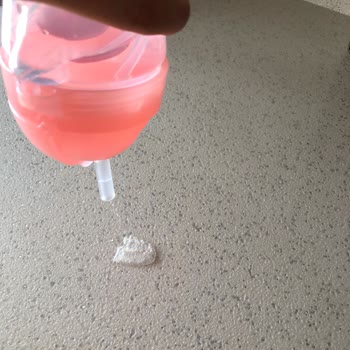 Munchkin Marka Akıtmaz Suluk Su Akıtıyor!