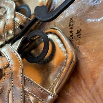 DeFacto Kusurlu Ürün Yollanması