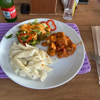 Antigonia Hotel Kafede Yemekler Çok Kötü