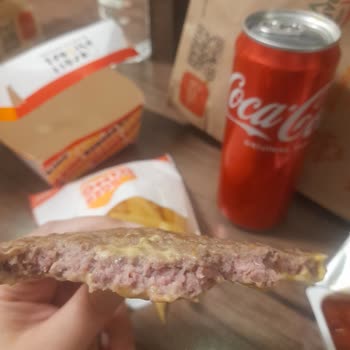Burger King Çiğ Etli Hamburger!