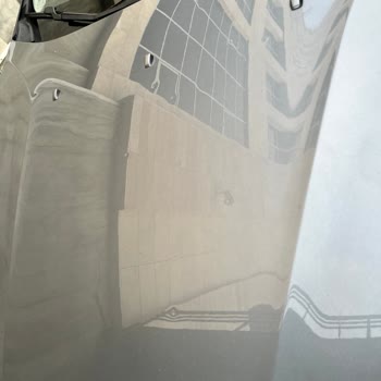 Doluda Göçük Olan Volvo V40 2017