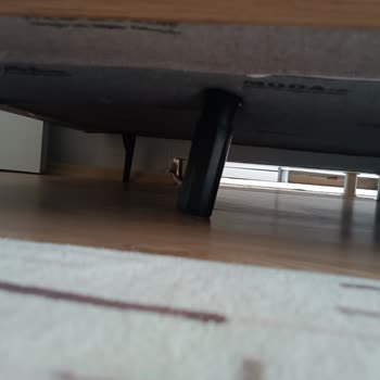 Modalife Oturma Grubunun Kumaşı Sürekli Kırışıyor Ve Ayakları Kaymış