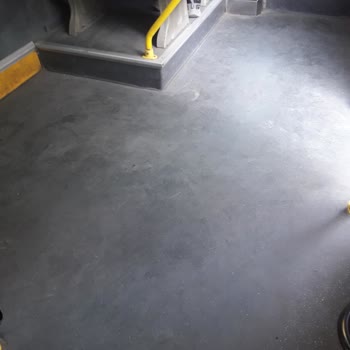 İzmir Minibüsçüler Odası 25 M 8820 Plakalı Araç Şoförü Hakkında Şikayet