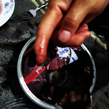 BİM Daphne Puding İçinde Cam