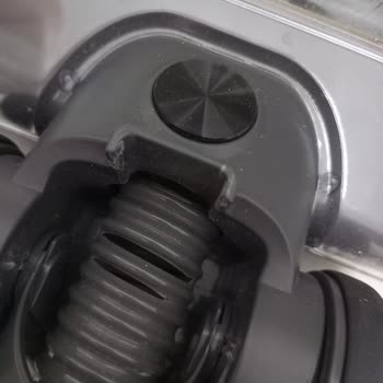 Fakir Ev Aletleri İnovator 6065 Dikey Süpürge: Garanti Kapsamında Sorunlar