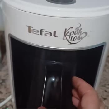 Tefal Makineyi Yerleştirdiğimde Işık 2-3 Sn Sonra Sönüyor Makine Çalışmıyor!
