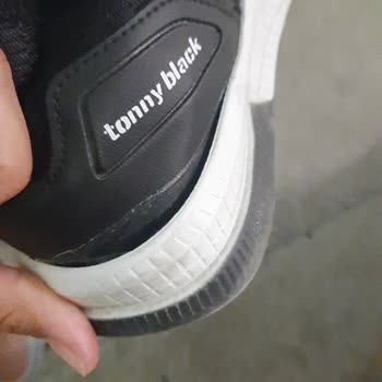 Tonny Black Ayakkabı Ürün Hatası