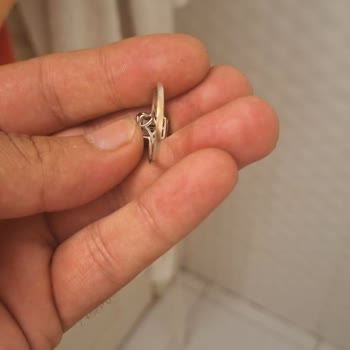 Blue Diamond Tamamen Bir Pişmanlık