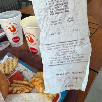 Popeyes Yaz Ayında Sıcak İçecek