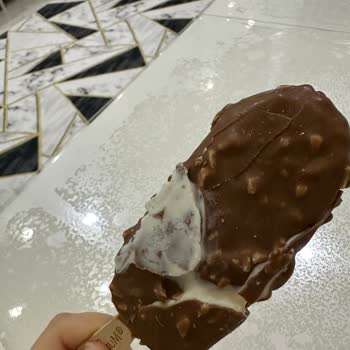 Migros Teslimat Araçları Dolaplarını Çalıştırmıyor!