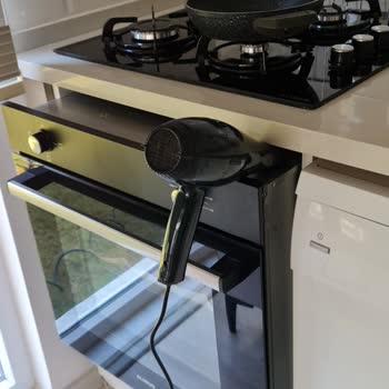 Alveus Ankastre Fırın Hem İçini Hem Etrafını Isıtıyor.