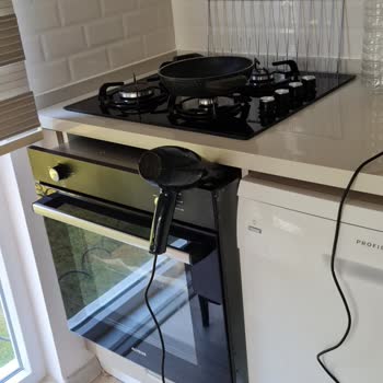 Alveus Ankastre Fırın Hem İçini Hem Etrafını Isıtıyor.