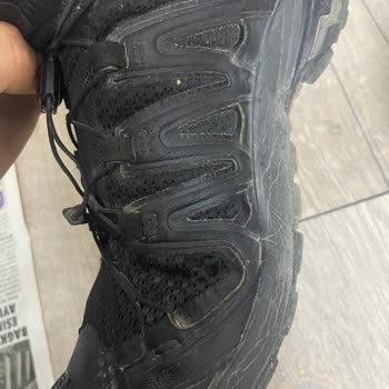Salomon 6 Ayda Yırtılan Ayakkabı
